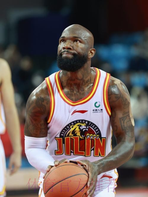 山东官宣：外援琼斯正式完成签约，将代表球队征战CBA联赛